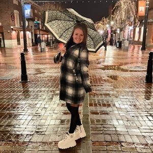 Meet your Posher, Allison